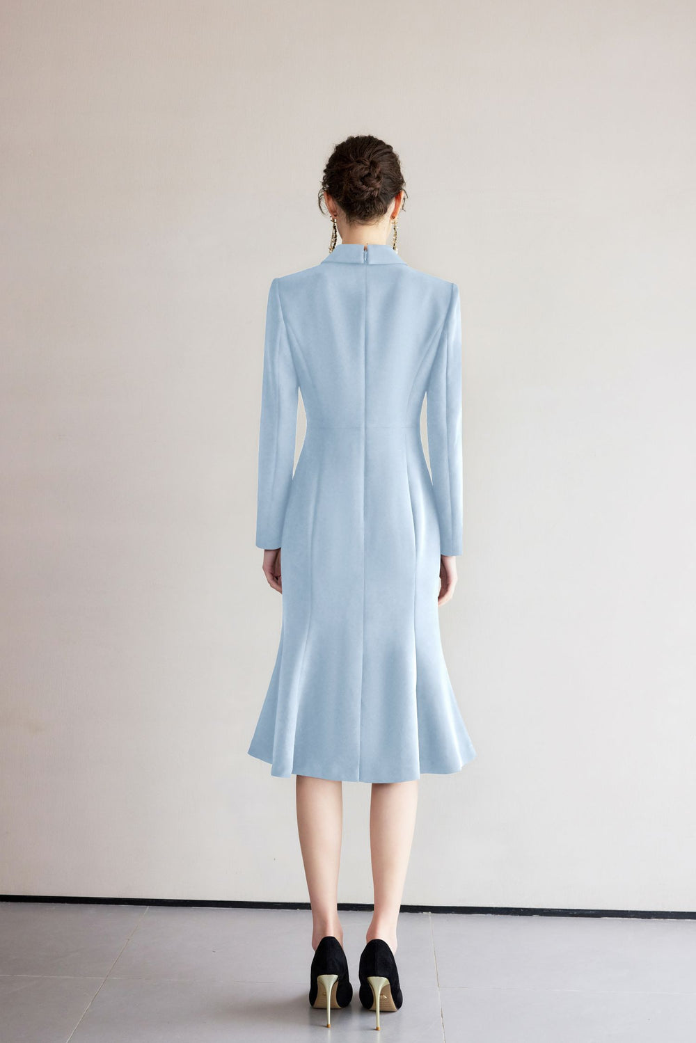 Meliora Sculpté Sky Blue Dress, elegant women’s luxury fashion
